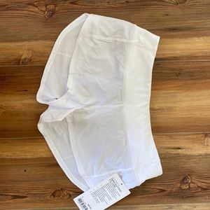 NWT Lululemon Speed Up Low Rise Short.